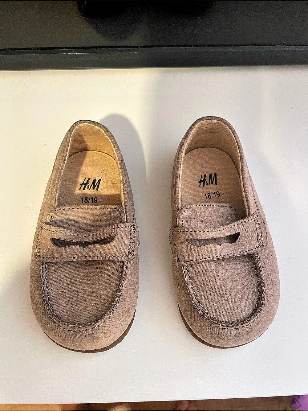 H&M baby boy Brown Moccasin Shoes size 3-4 (6-12M)